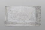 Fragment de dalle funéraire gravée d'une figure de dragon, image 4/4
