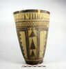 vase, image 2/2