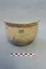 oule ; pot fragment, image 1/4