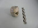 flacon carré, fragment, image 1/3