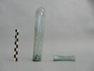 flacon cylindrique, fragment, image 1/3
