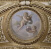 Plafond : Salle des Antonins - Les Génies des Eaux (deux Amours dont l'un verse de l'eau dans un récipient), sur la voûte côté ouest, au nord., image 5/6