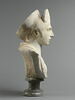 statue, image 4/10