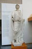 statue, image 2/5