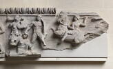 Frise du temple d'Artemis à Magnésie du Méandre, image 1/2