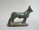 statuette, image 2/2