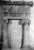 Tirage d’un ordre ionique.
Manquent les volutes et le décor d'acanthes et d'oves sur la colonne gauche., image 1/2