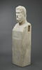 statue, image 2/9