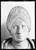 statue  ; statue en buste, image 2/7