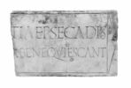 élément d'architecture  ; inscription, image 1/2