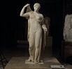 Aphrodite du type de la Venus Genitrix, image 2/27