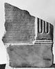 stèle  ; inscription, image 1/5