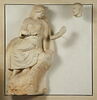 Métope du temple de Zeus à Olympie, Héraclès et les oiseaux du lac Stymphale, image 1/2