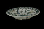 Plat à l'oiseau posé dans les jacinthes, image 4/5