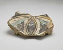 Fragment de coupe aux triangles et mandorle, image 1/2