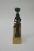 figurine d'Isis allaitant, image 1/3
