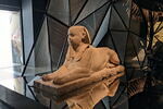 statue, image 1/7