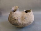 vase, image 2/2