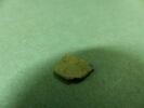 objet indéterminé  ; perle, image 1/2