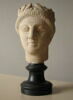 statue, image 3/5