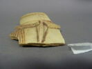 vase ; fragment, image 2/2