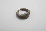 bague ; anneau ; boucle d'oreille, image 1/2